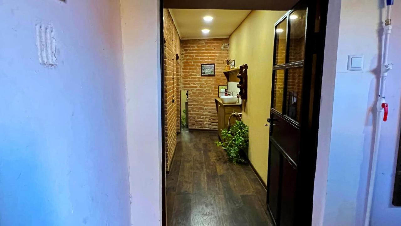 Hostel Pirosmani Tbilisi Eksteriør billede